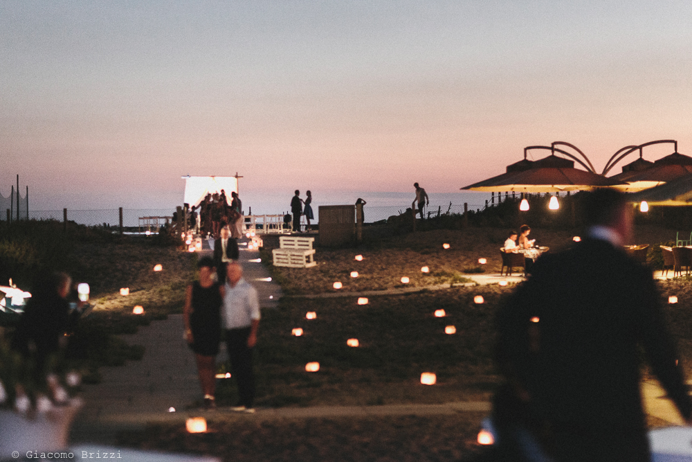 Foto location di sera spiaggia matrimonio viareggio la costa dei barbari