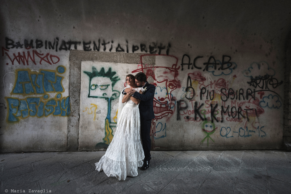 Servizio fotografico di matrimonio a Capannori, Lucca, in Villa Bruguier. Marco e Margherita sposi. Giacomo Brizzi fotografo professionista di matrimonio in Toscana e Liguria.